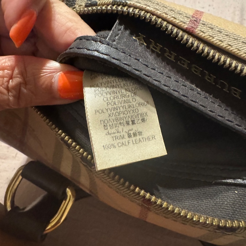 Burberry Handbag - Picture 5 of 7